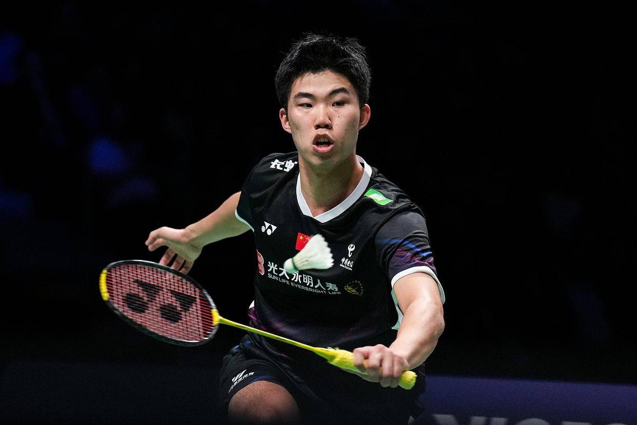 包含羽毛球选手发挥出色,荣膺最佳MVP的词条 包含羽毛球选手发挥出色,荣膺最佳MVP的词条