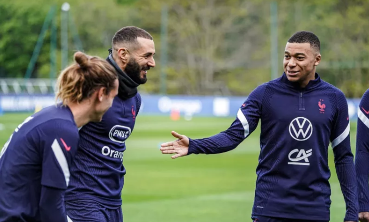 韩国队鏖战法国队,奥恰洛夫关键制胜的简单介绍 韩国队鏖战法国队,奥恰洛夫关键制胜的简单介绍