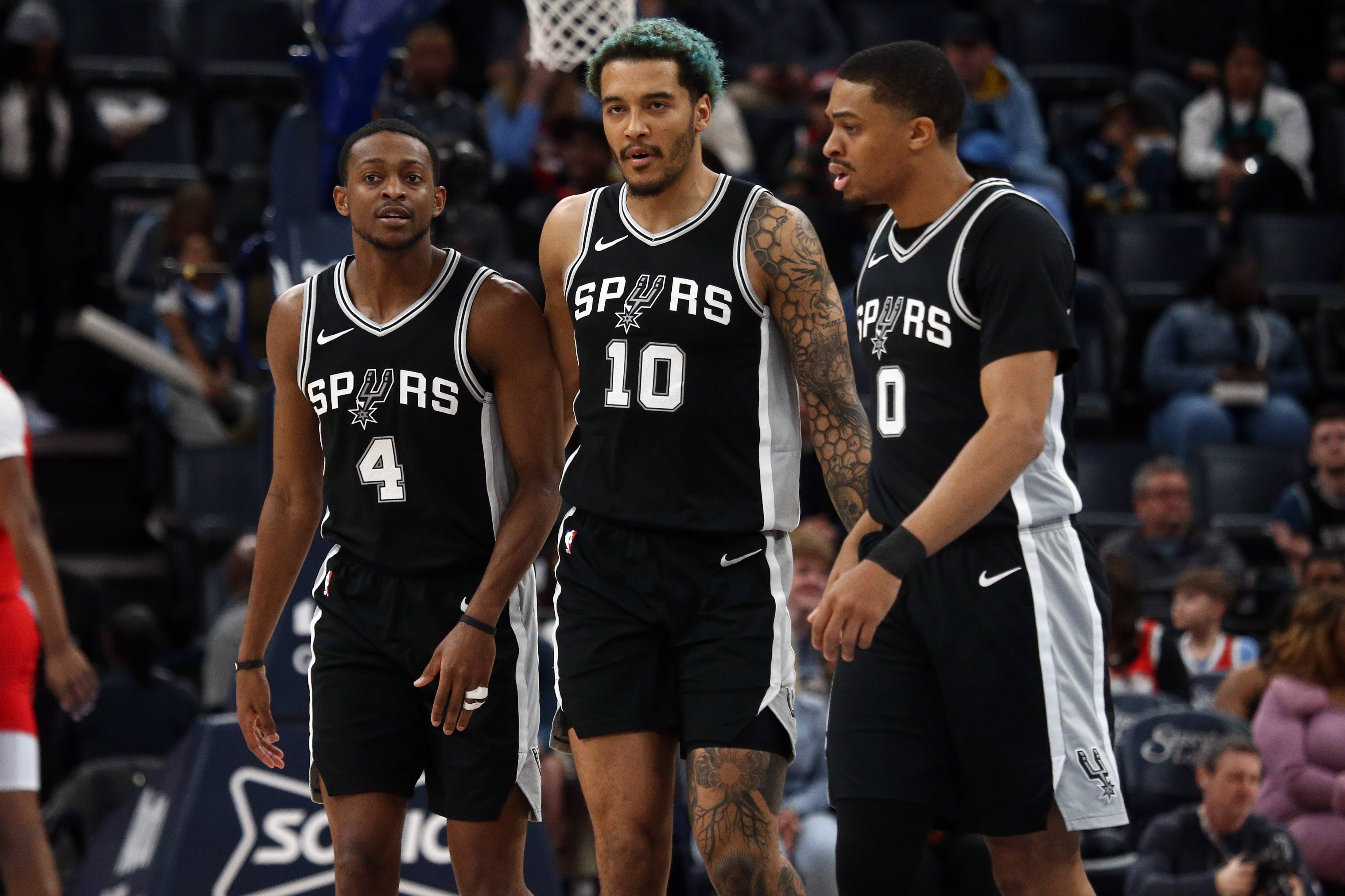 包含灰熊绝杀江苏队，福克斯扛起全队的词条