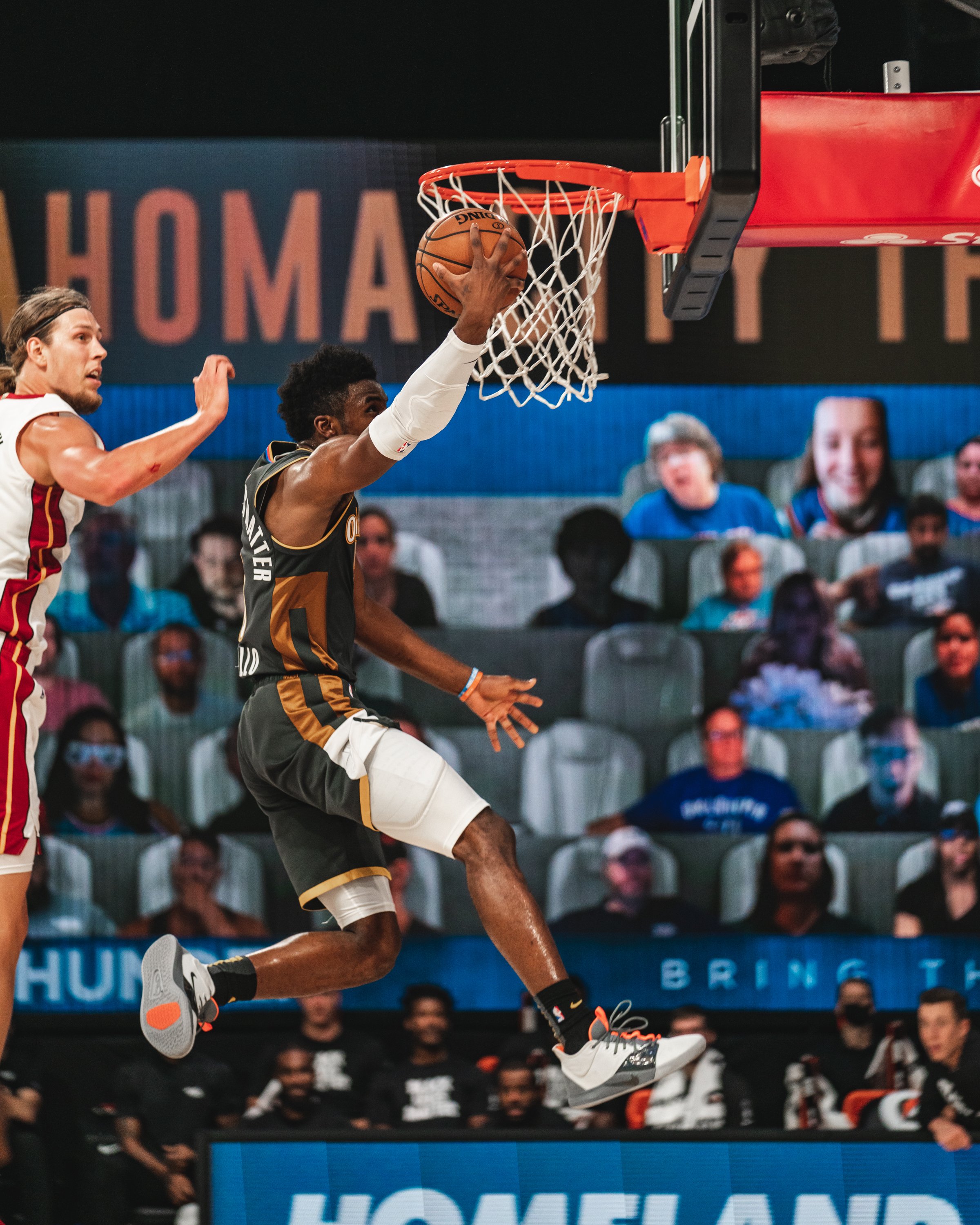 步行者逆转天津队,伦纳德扛起全队的简单介绍 步行者逆转天津队,伦纳德扛起全队的简单介绍