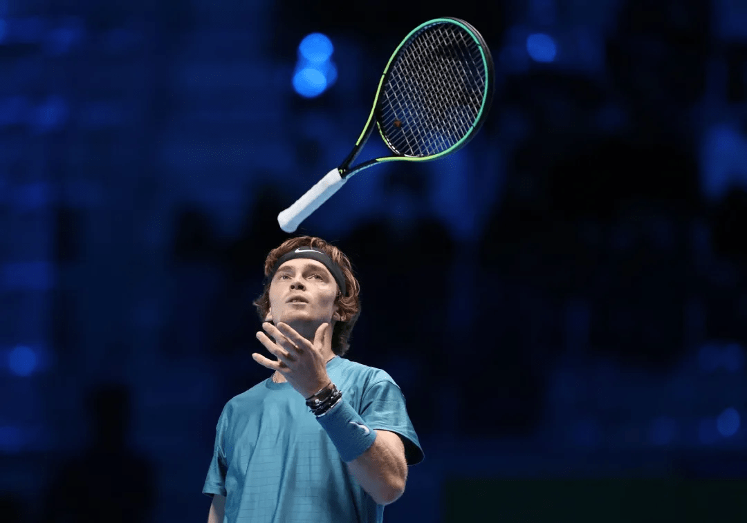 拉沃尔杯逆转年终总决赛，鲁德高光表现