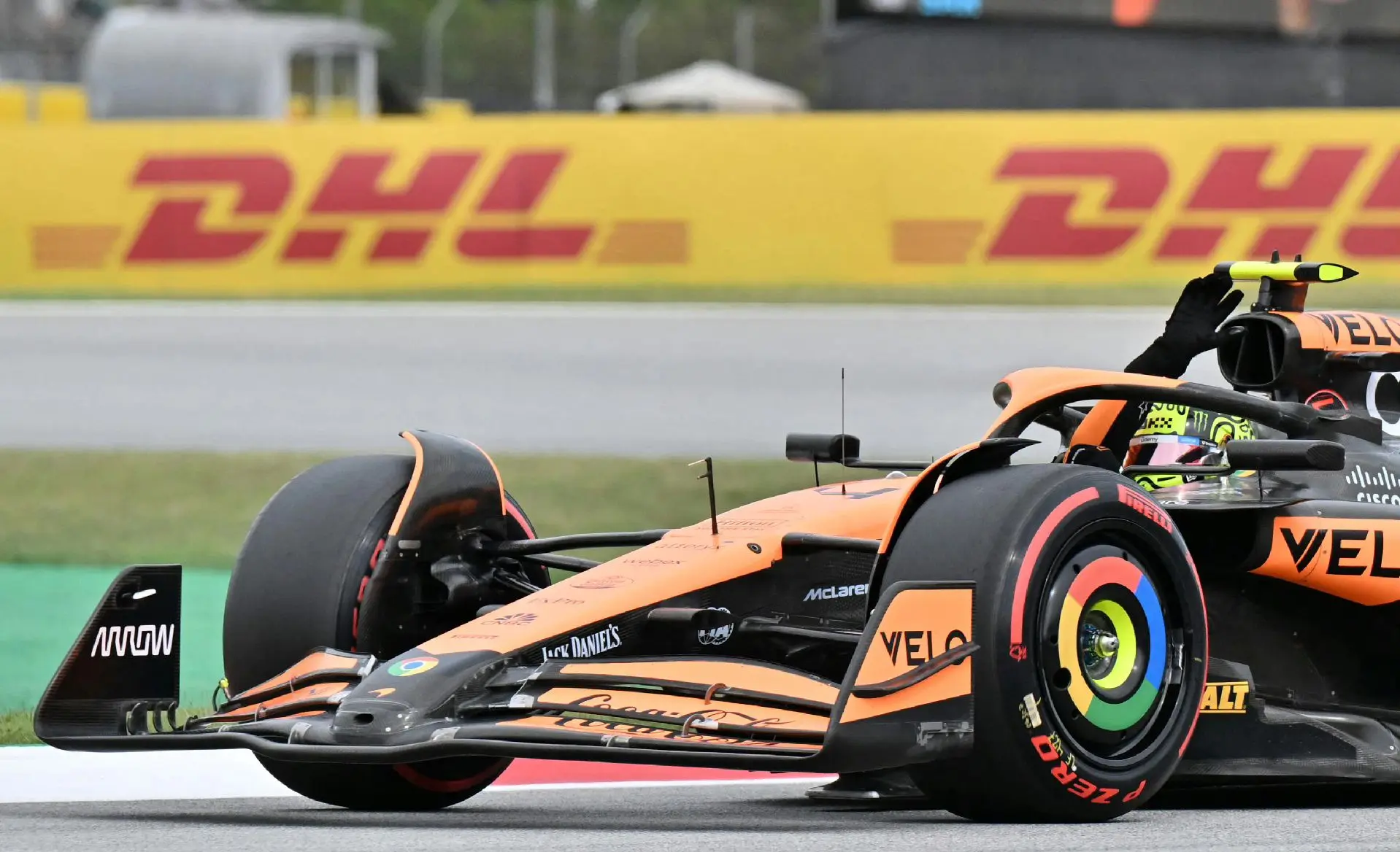 威廉姆斯绝杀梅赛德斯，诺里斯统治全场